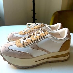 Never worn Wild Fable platform sneakers